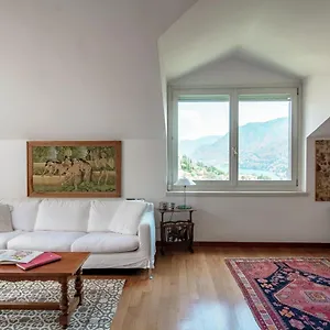  Appartamento I D'a Charming Penthouse - View- Como- House-130 Mt-2 Double Bedrooms And 2 Double Bathrooms A Spacious Living Room-full Equipped Kitchen-private Garden And Terrace-private Covered Parking Italia