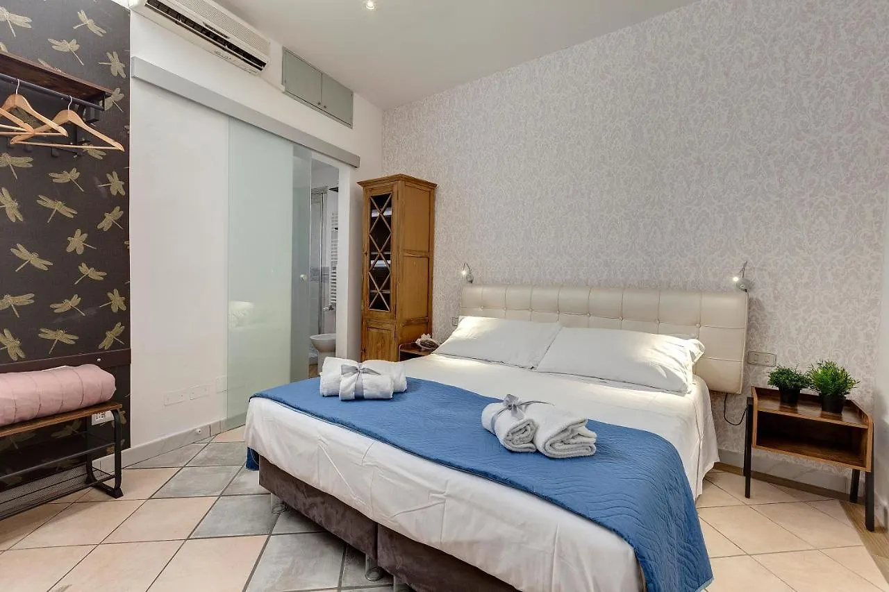 Zalinda Apartment By Mamo Firenze 0*,  Italia