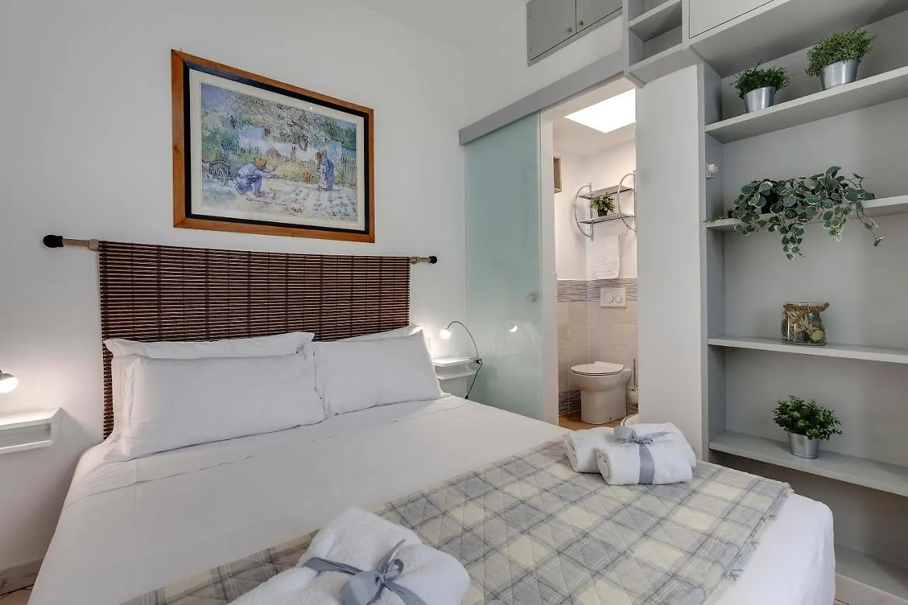 Zalinda Apartment By Mamo Firenze Italia